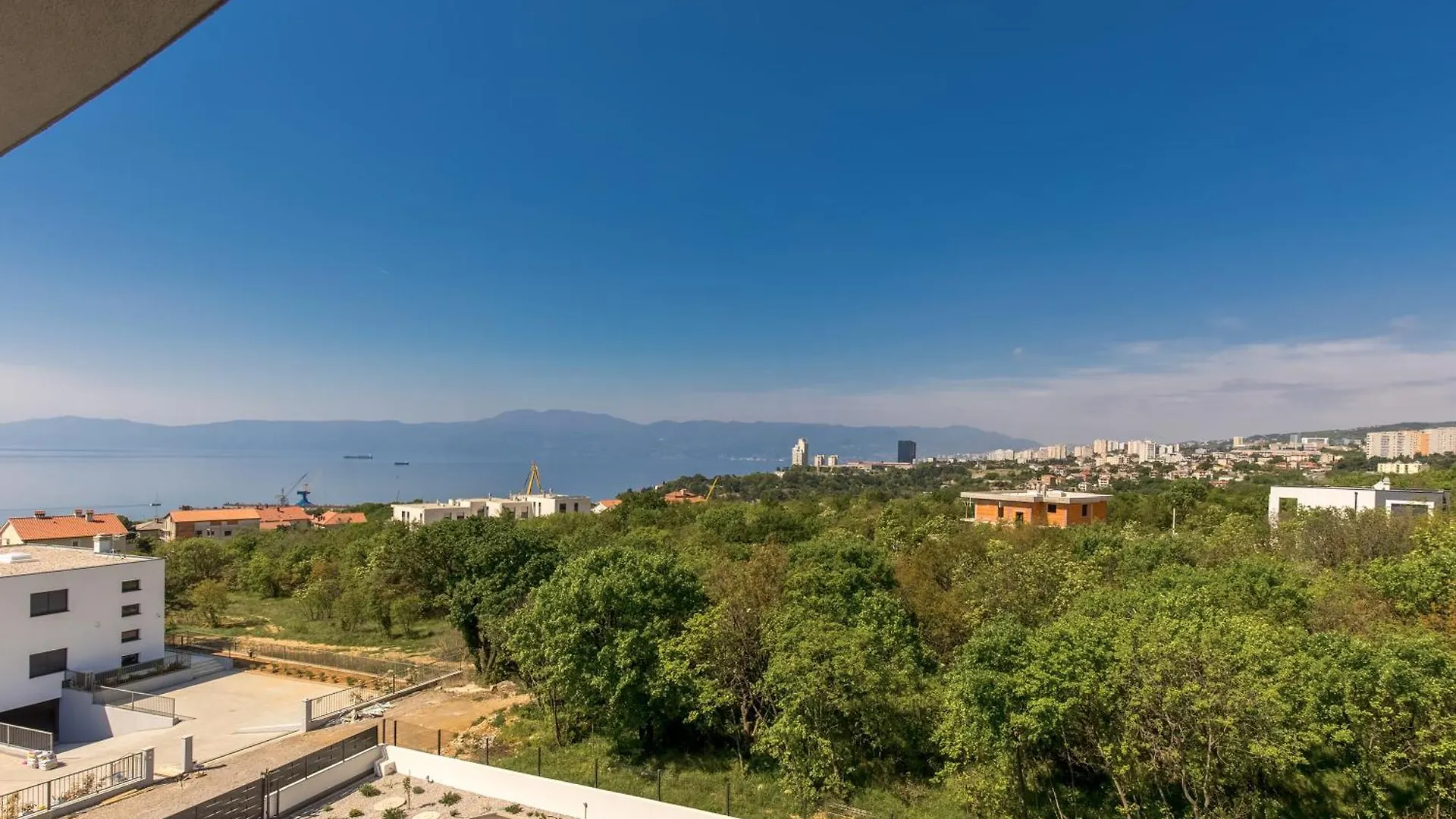 Apartment One Kostrena - Happy Rentals 0*,